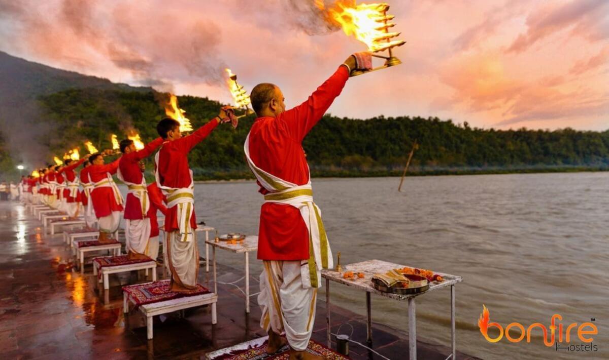 Bonfire Hostels Rishikesh Luaran gambar